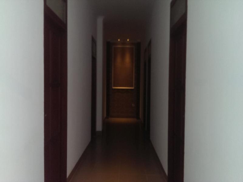 Oyo 1631 Aristo Home Makassar Bagian luar foto
